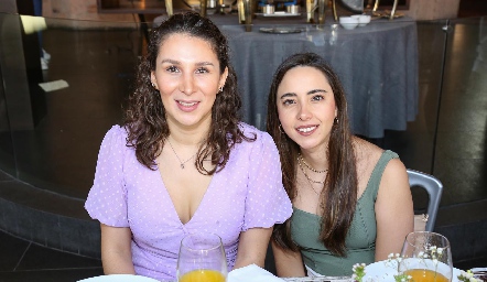  Marijó Robledo y Lorena Cuadra.