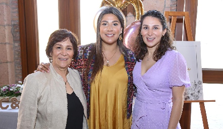  Miriam Bravo, Carmelú Díaz y Marijó Robledo.