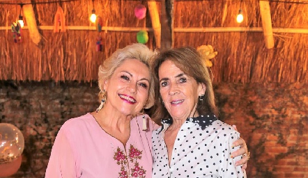  Lucy Lastras y Blanca María Valle.
