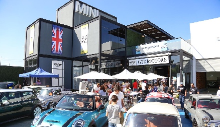  30 Aniversario asociados Minicooper.