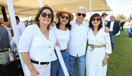  Martha Malo, Maricarmen Bárcena, Juan Carlos Barral y Pina Cadena.