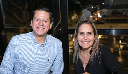  Christopher Ordaz y Sara López.