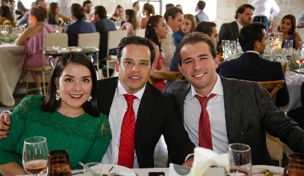  Marisol Pérez, Oscar Romero y Rober.