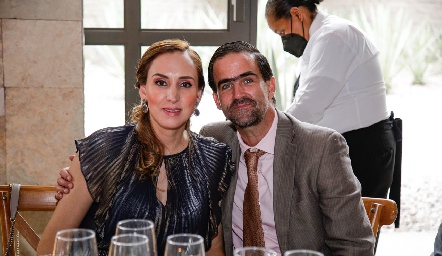 Giselle Báez y Mauricio Allende.
