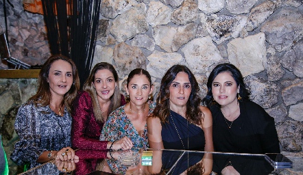  Cristina Villalobos, Cecilia Limón, Verónica Conde, Claudia Artolózaga y Christiann Esper.