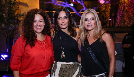  Susana Gutiérrez, Claudia Artolózaga y Verónica Escobedo.