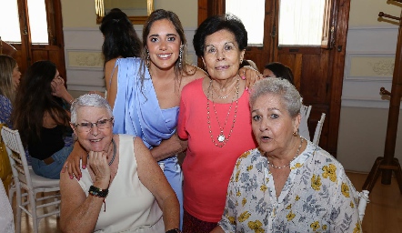  Rosario Piñero, Ana Sofía Ascanio, Tere Ascanio y Marcela Borbolla.