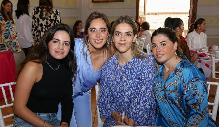  Adriana Olmos, Ana Sofía Ascanio, Claudia Mahbub y Mariela Motilla.