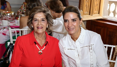  Rosa María Álvarez y Lourdes Velázquez.
