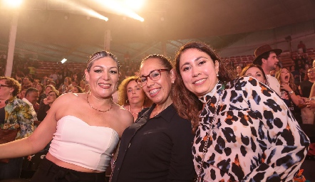  Yolanda Rangel, Rocío Rivera y Fabiola Torres.