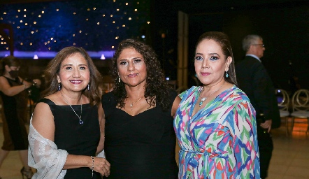  Elsa Arias, Maricela y Rosalba Ruiz.