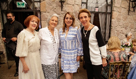  Ángeles Guerra, Belenda González, Mine Echeverría y Licha Abella.