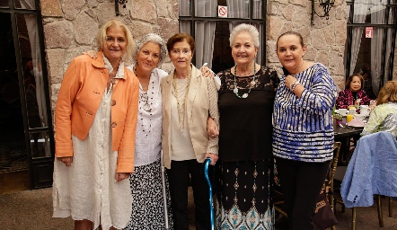  Paty Carrillo, Belenda González, Ángeles Martí, Marcela Borbolla y Lucy Villanueva.