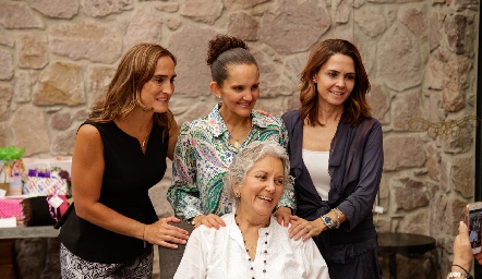  Luza González, Mariana Ramírez, Fernanda Félix y Belenda González.