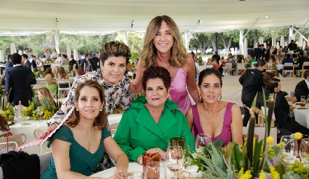  Verónica Martínez, Claudia Toledo, Cristina Ruiz, Katina Granai y Maribel Lozano.