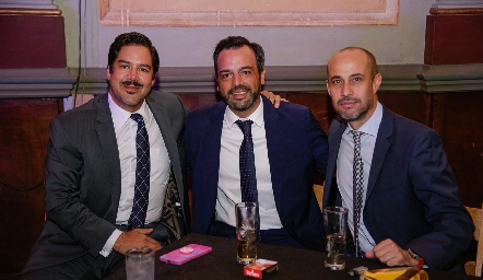  Miguel Martínez, Rodrigo Medellín y Alejandro Gutiérrez.