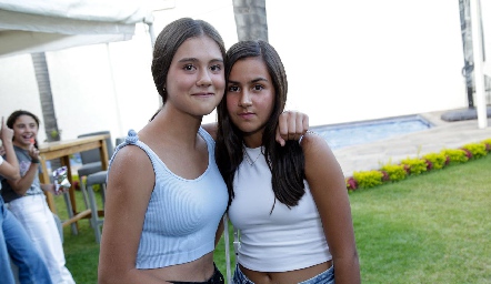  Sara Jaramillo y Vale Aguilar.