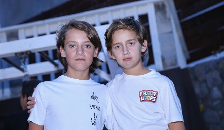  Emiliano y Diego Torres.