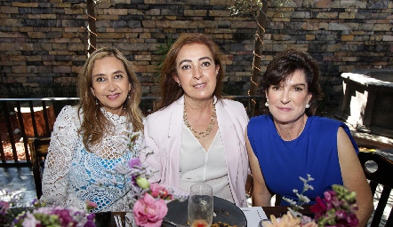  Raquel González, Leticia Narváez y Susana Andrés.