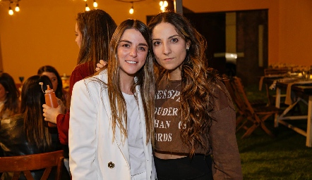  María Palomar y Daniela Torres.
