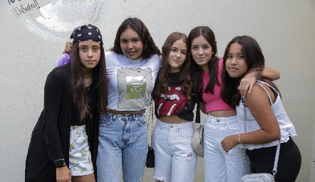  Isabella Esquivel, Monse Zavala, Ximena Lozano, Ana Paula Michel y Ximena Arceo.