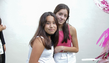  Ximena Arceo y Ana Paula Michel.