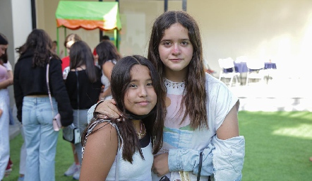  Ximena Arceo y Martina Castro.