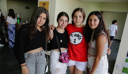  Lore, Camila, Ana Pau y Ana María.