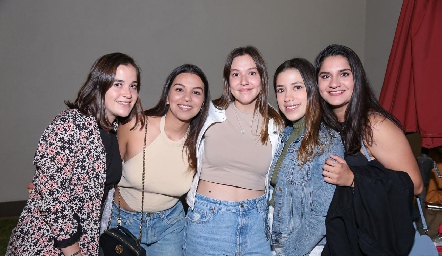  María Meade, Ana Pau García, Ale Morales, Ana Gaby Alba y Marce Duque.