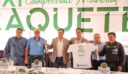  marco Galindo, Osvaldo Maggi, Edmundo Ríos, Rafael Lebrija, Pedro Lara y Fabián Parrilla.