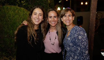  Diana Olvera, Ana y Norma Guel.