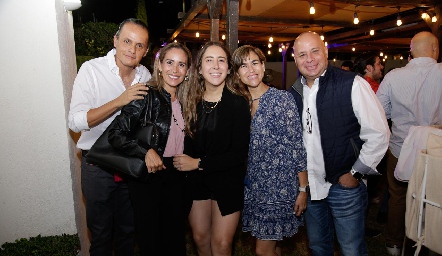  Max Torres, Ana Guel, Diana Olvera, Norma Guel y Edgardo Aguilar.