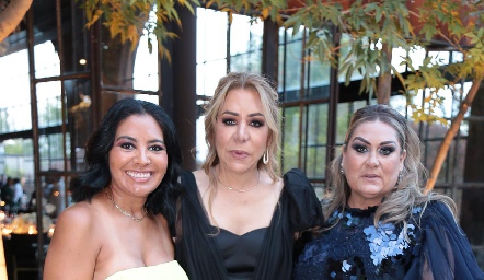  Jesica Torres, Claudia Hermosillo y Carla Serna.
