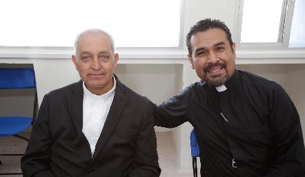  P. Erasmo Valero y P. José Ismael Nava.