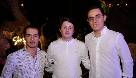  Eduardo González, Jorge Aldrett y Roberto Zepeda.