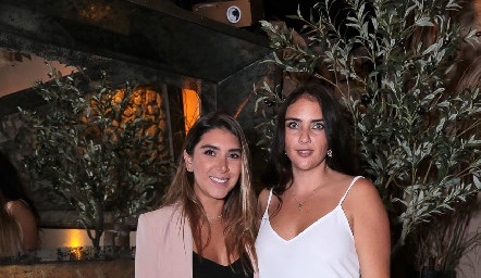  Mayra Díaz de León y Andrea Rossel.