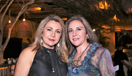  Claudia García y Laura García.