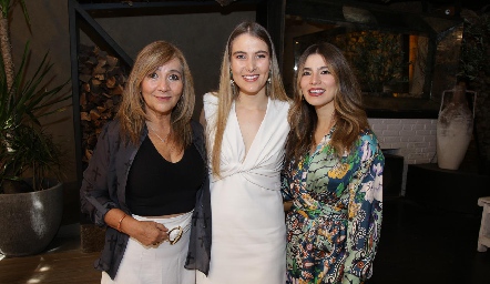  Cristina Córdova, Vero Pérez y Ana Sofi Muñiz.