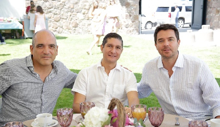  Juan Quintanilla, Manuel Salguero y Daniel Benavente.