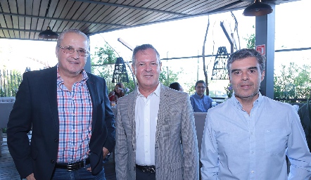  Carlos Brueggeroff, Jorge Del Valle y Poncho Ortiz.