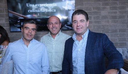  Poncho Ortiz, Roberto y Felipe Martínez.
