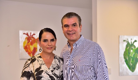  Marily de Tobías y Javier Tobías .