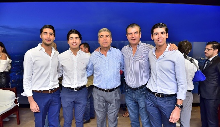  Los Tobías: Andrés, Miguel, Rafael, Javier y Rafa .