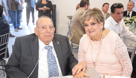  Jacobo Payan y Yolanda Espinosa.