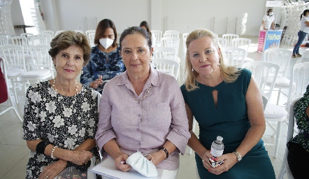  Maru Fernández, Patricia Sanders y Carmen Muniesa.