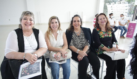  Rosy Miller, Lorena, Lila y Roxana González Ramírez.