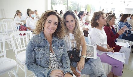  Julieta Morales y María José Pedrero.