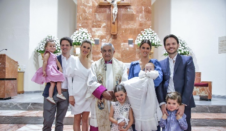  Familias Ruiz Hernández y Herrera Ruiz con el Padre Carlos Medina.