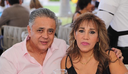  Rafael Alcalde y Patricia Puente.