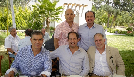  Jorge Guerra, Héctor Hinojosa, Javier Tobías, Jorge Morales y Ramón Suárez.